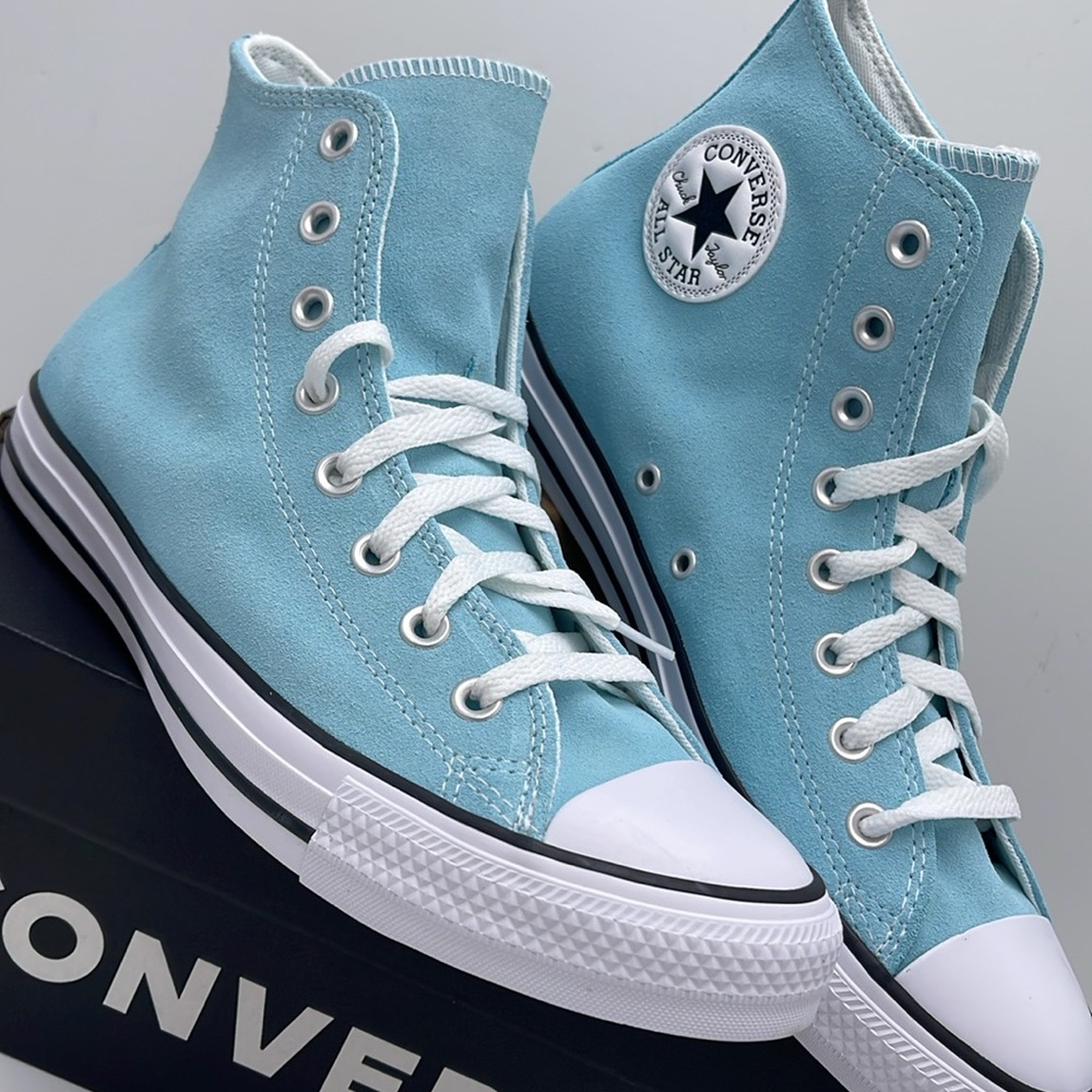 Converse Men’s Blue Glow High Tops Sneakers A15199C
CTAS HI
BLUE GLOW/WHITE/BLCK - Picture 6 of 16